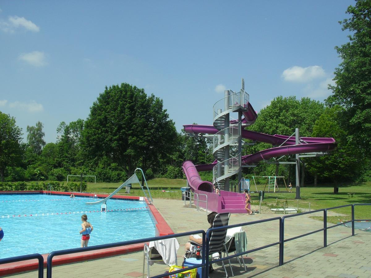 Stellechalets Op Vakantiepark Stelleplas - Heinkenszand Room photo